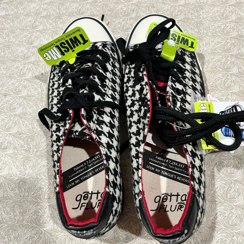 NWT Houndstooth Black and White Women's Sneakers - Picture 2 of 8